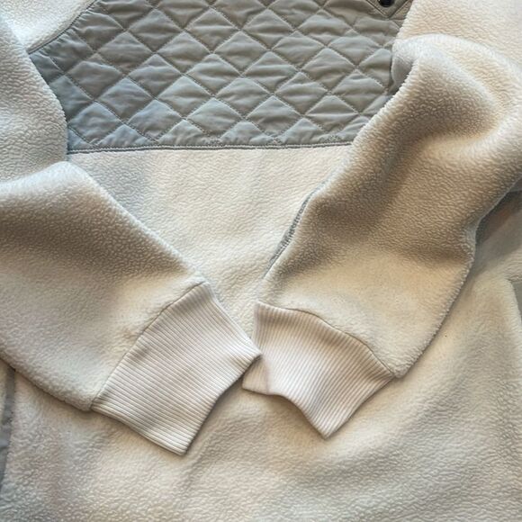 Abercrombie & Fitch Asymmetrical Snap Fleece Sweatshirt GREY & White Size Small - Picture 9 of 12